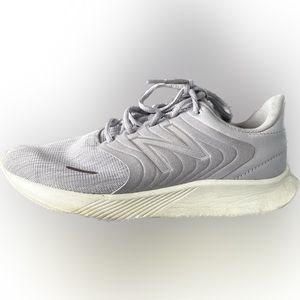 New Balance Women’s Dynasoft 068 v1 Running Shoe Size 8.5 Wide